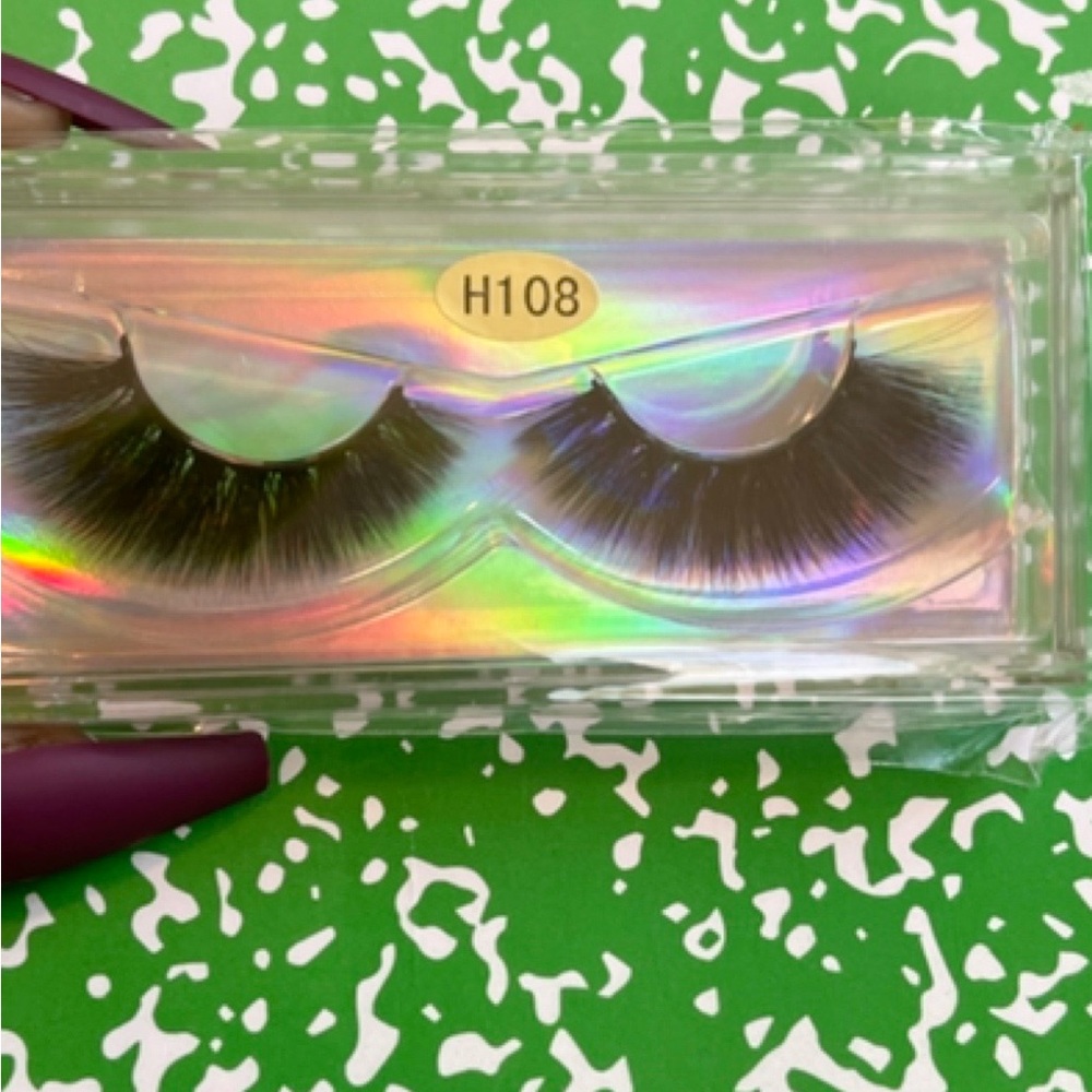 Mink Eyelashes - #H108